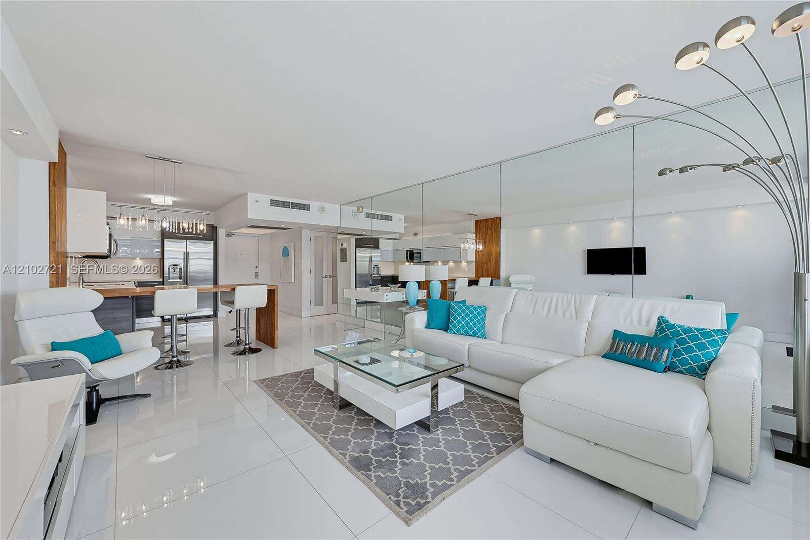 Decoplage Unit #1008 | Picture 3