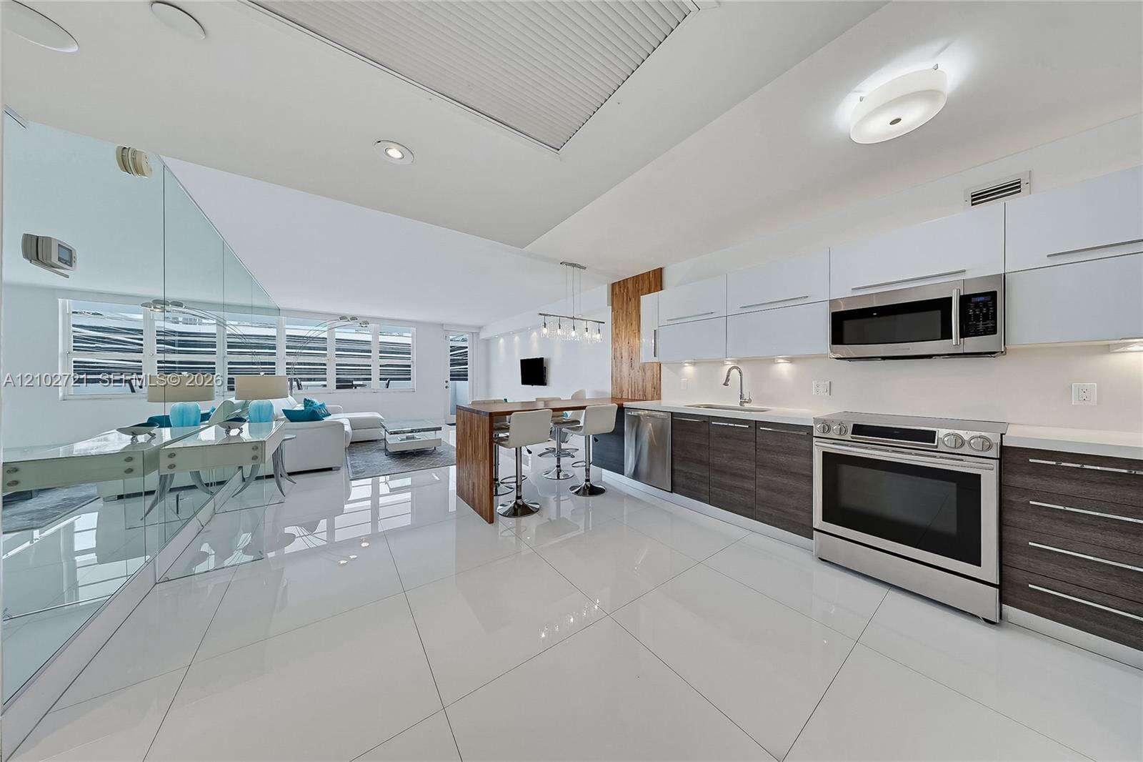 Decoplage Unit #1008 | Picture 5