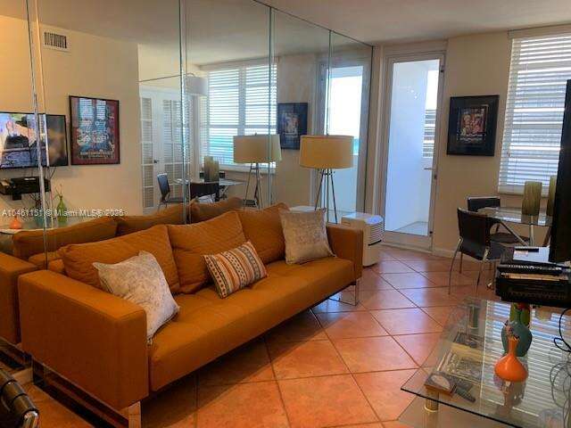 Decoplage South Beach For Rent | Unit #1129