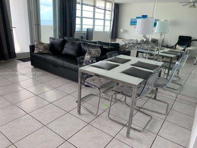 Decoplage Unit #1236 | Picture 4
