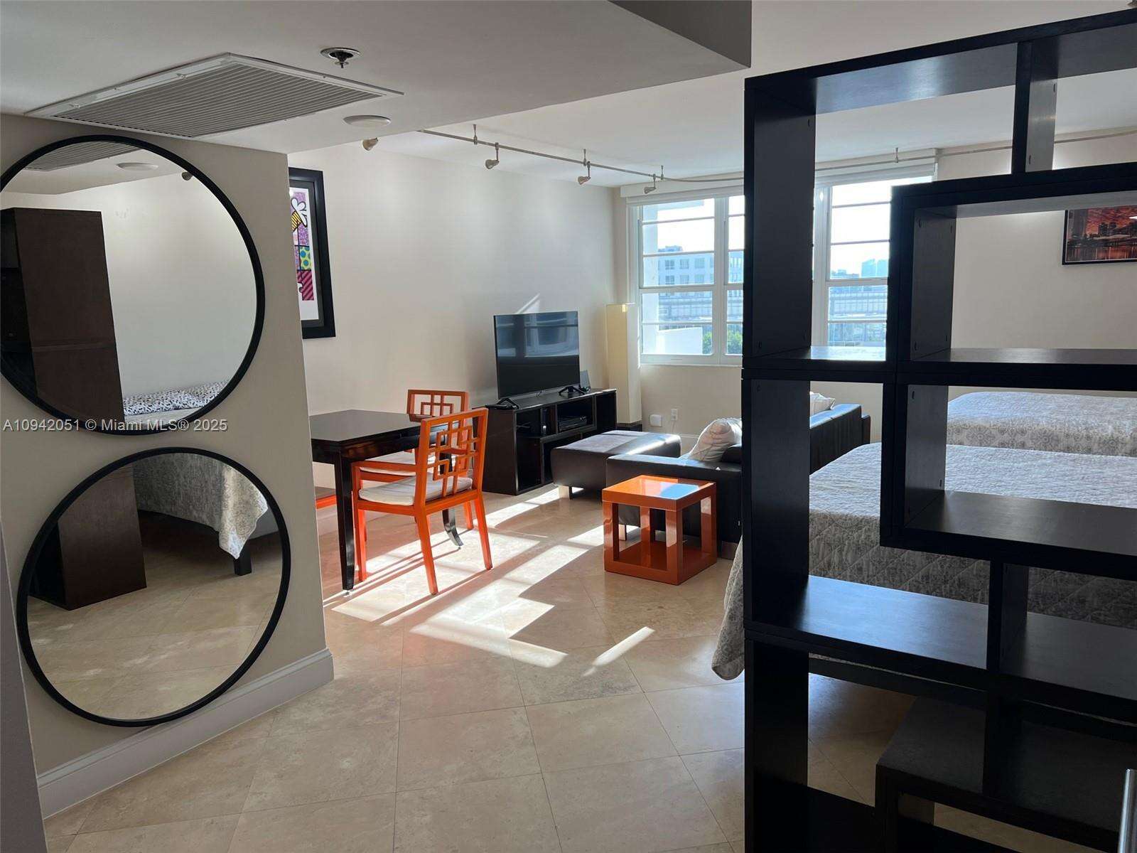 Decoplage Unit #716 | Picture 9