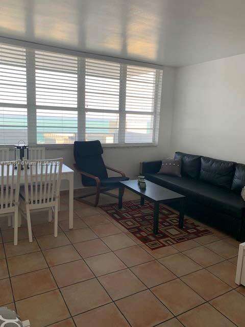 Decoplage South Beach For Rent | Unit #1219