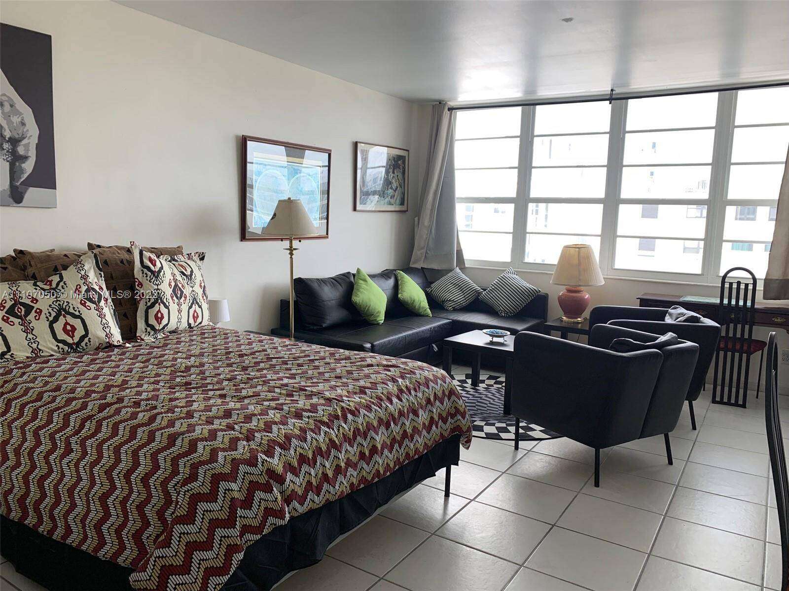 Decoplage Unit #903 | Picture 3