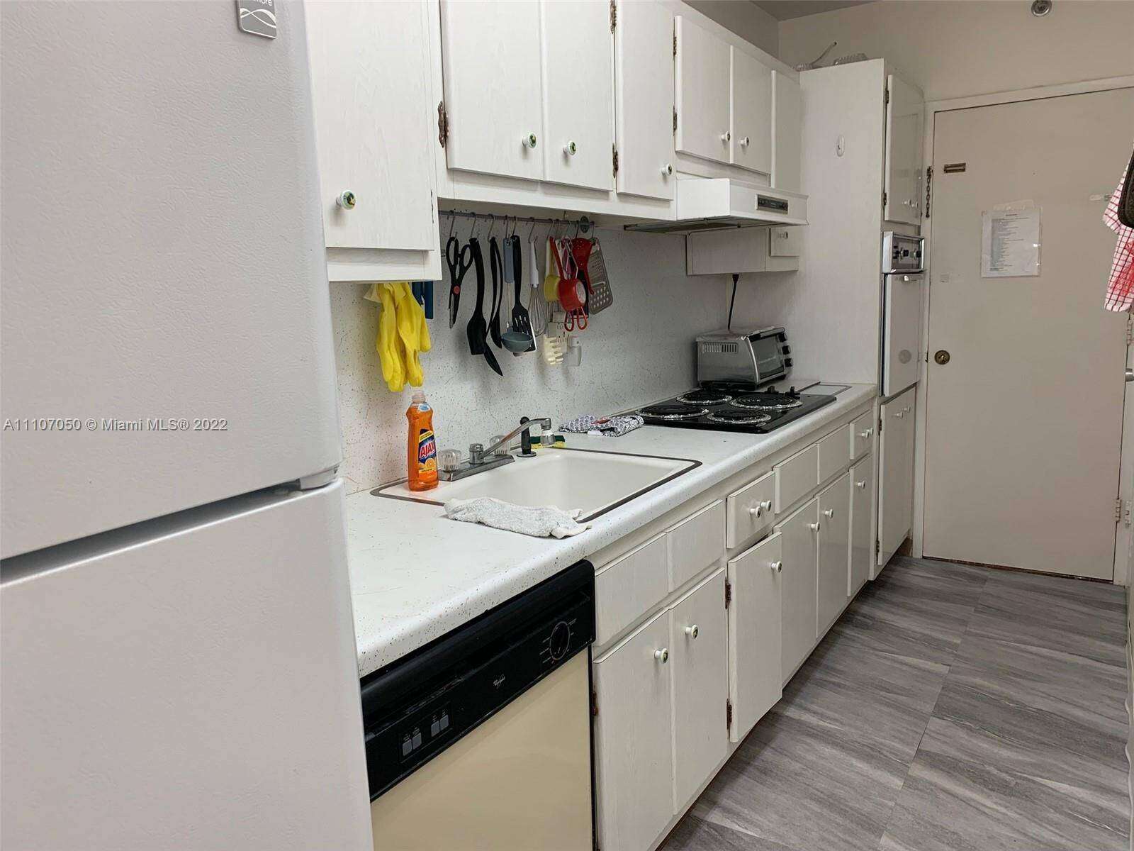 Decoplage Unit #903 | Picture 8