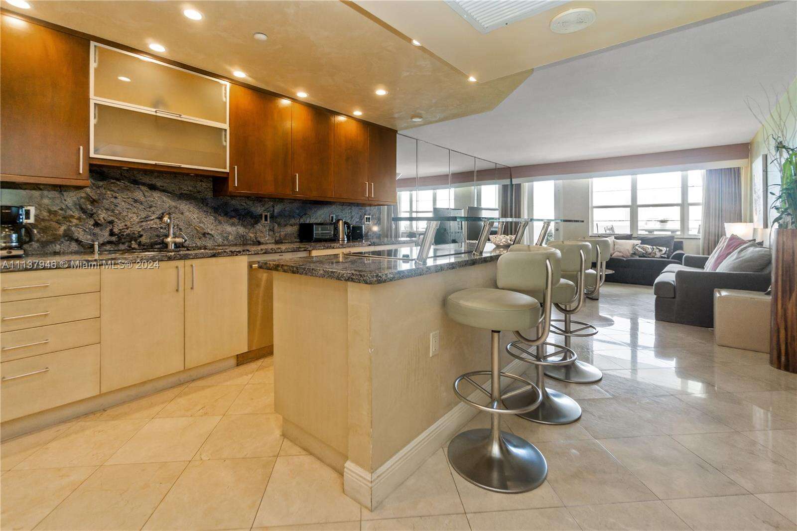 Decoplage Unit #1533 | Picture 9