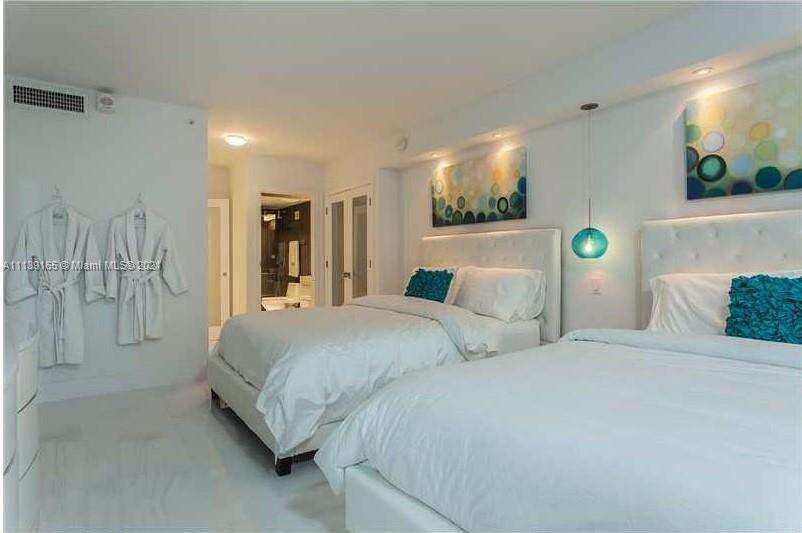 Decoplage Unit #1008 | Picture 6