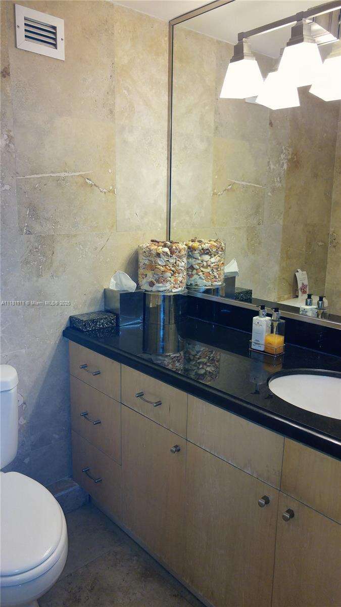 Decoplage Unit #1642 | Picture 17