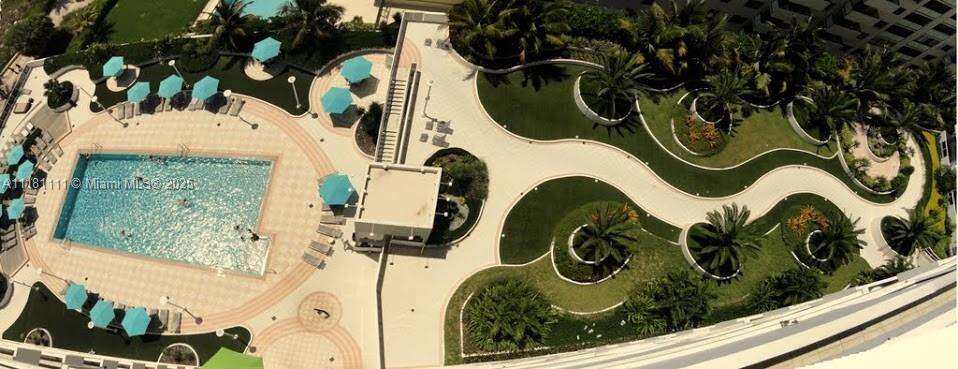 Decoplage Unit #1642 | Picture 3