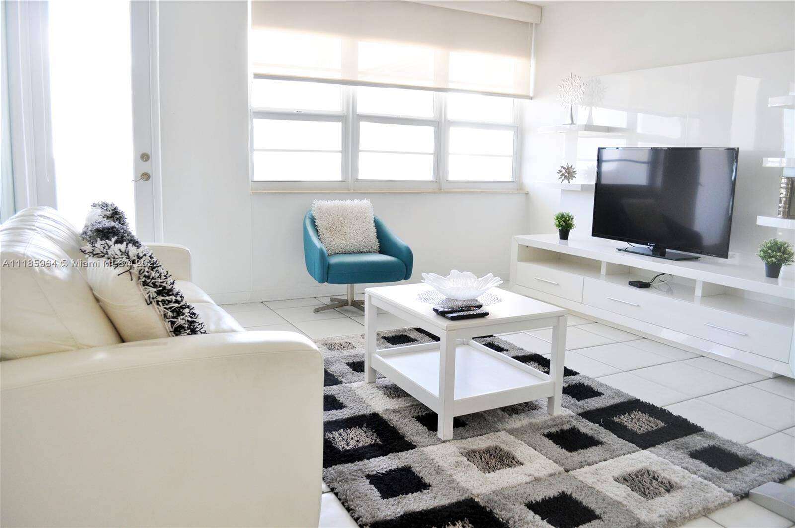 Decoplage South Beach For Rent | Unit #910