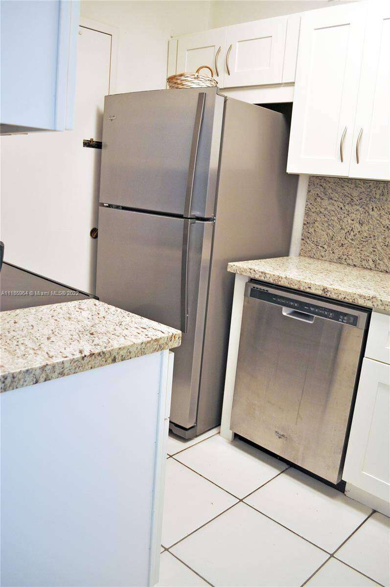 Decoplage Unit #910 | Picture 4