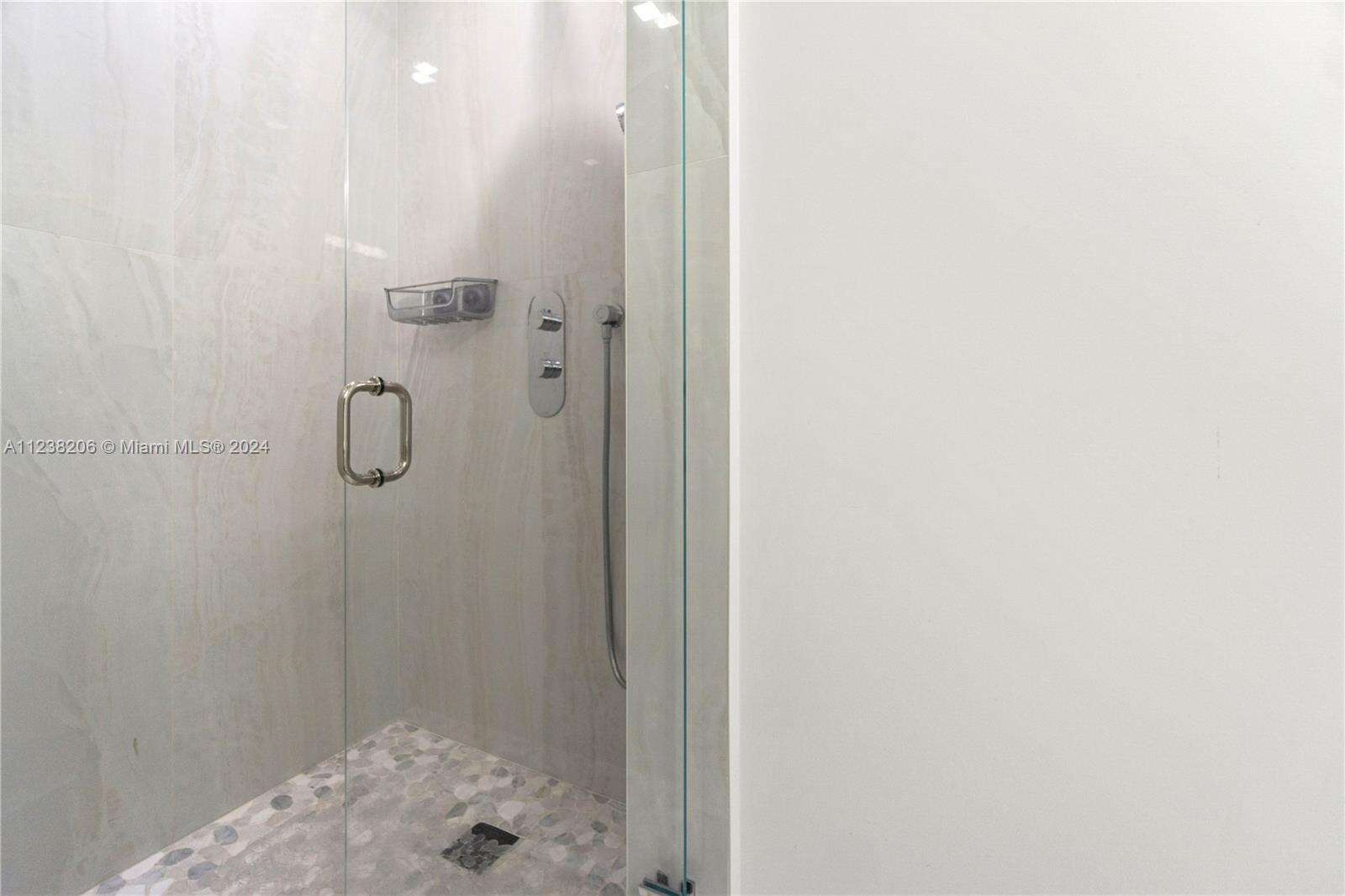 Decoplage Unit #1608 | Picture 14