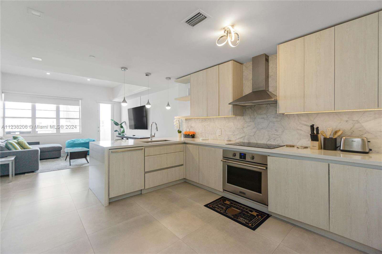 Decoplage Unit #1608 | Picture 7