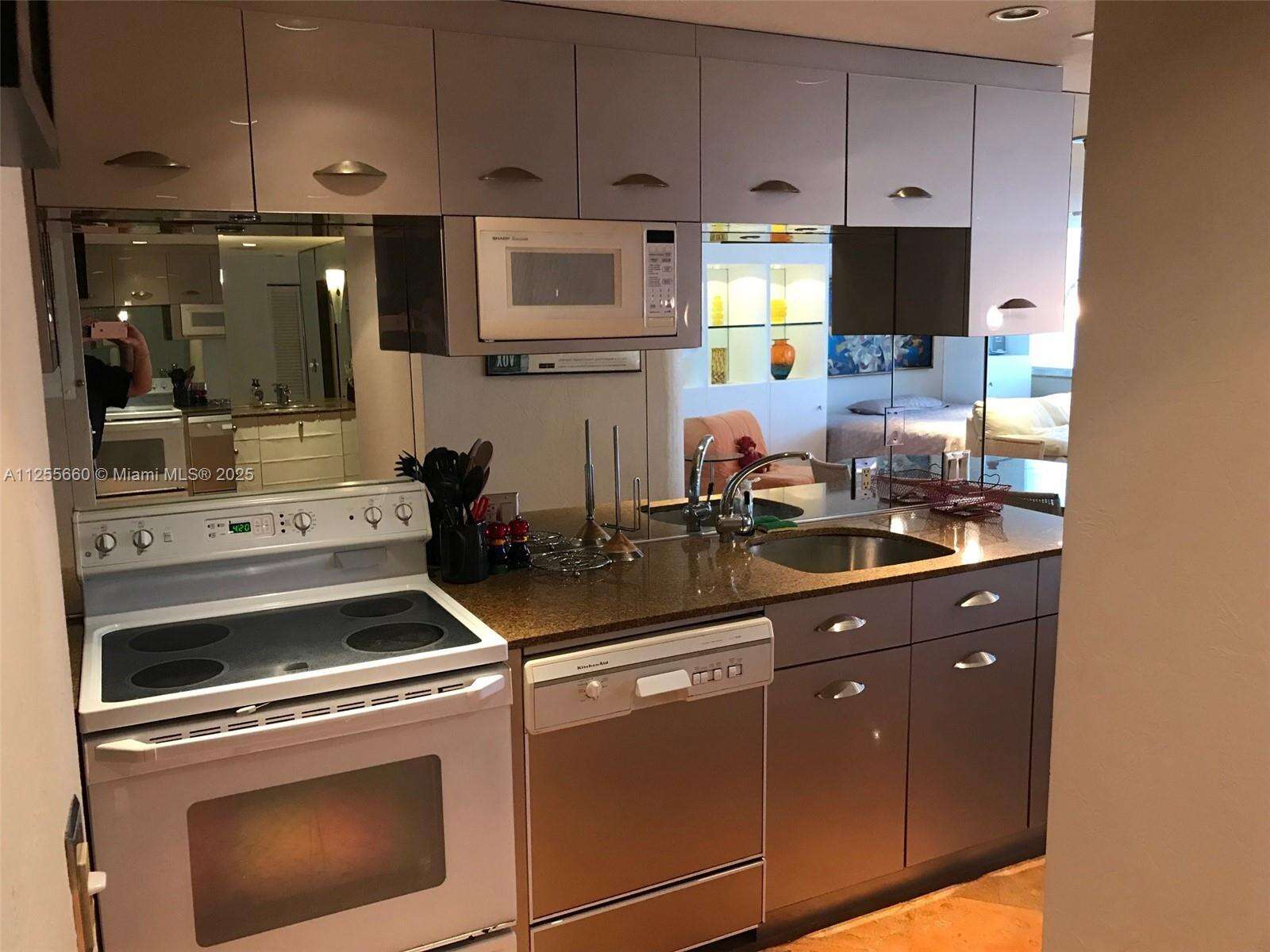 Decoplage Unit #1228 | Picture 18