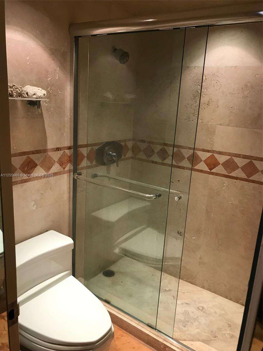 Decoplage Unit #1228 | Picture 25