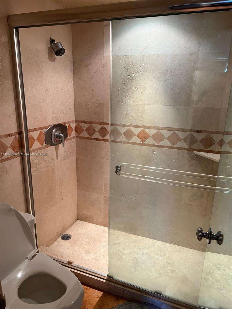 Decoplage Unit #1228 | Picture 27