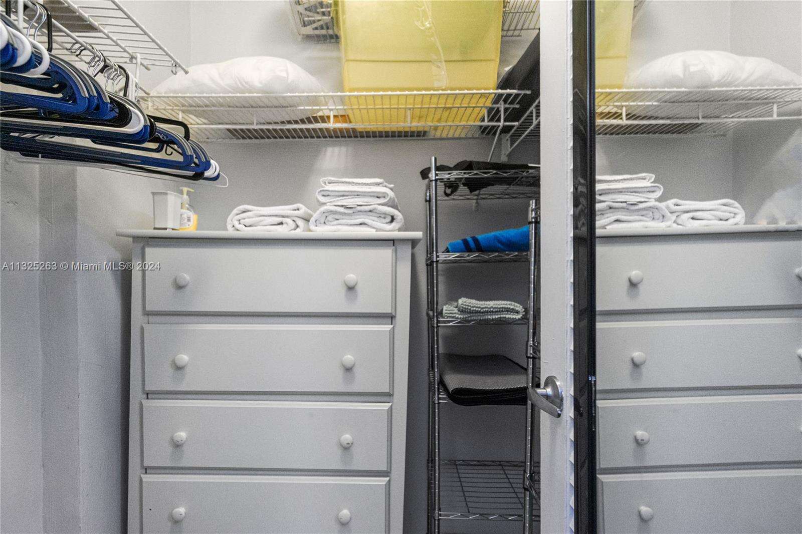 Decoplage Unit #320 | Picture 14