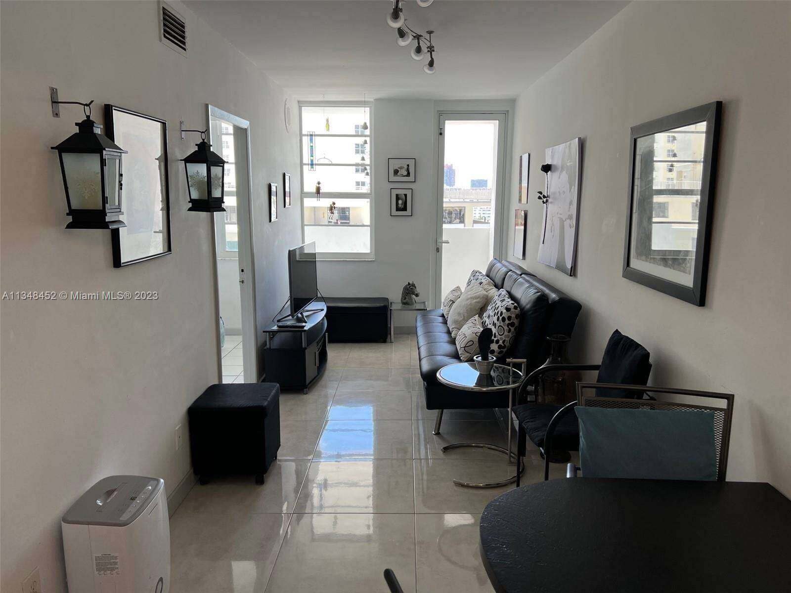 Decoplage Unit #1007 | Picture 11