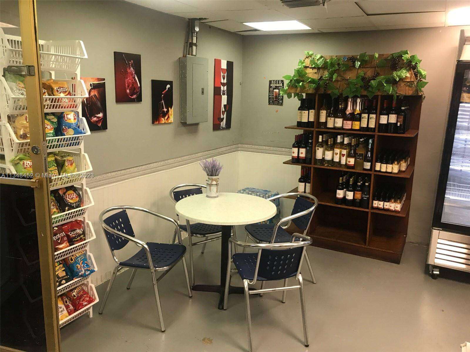 Decoplage Unit #1007 | Picture 58