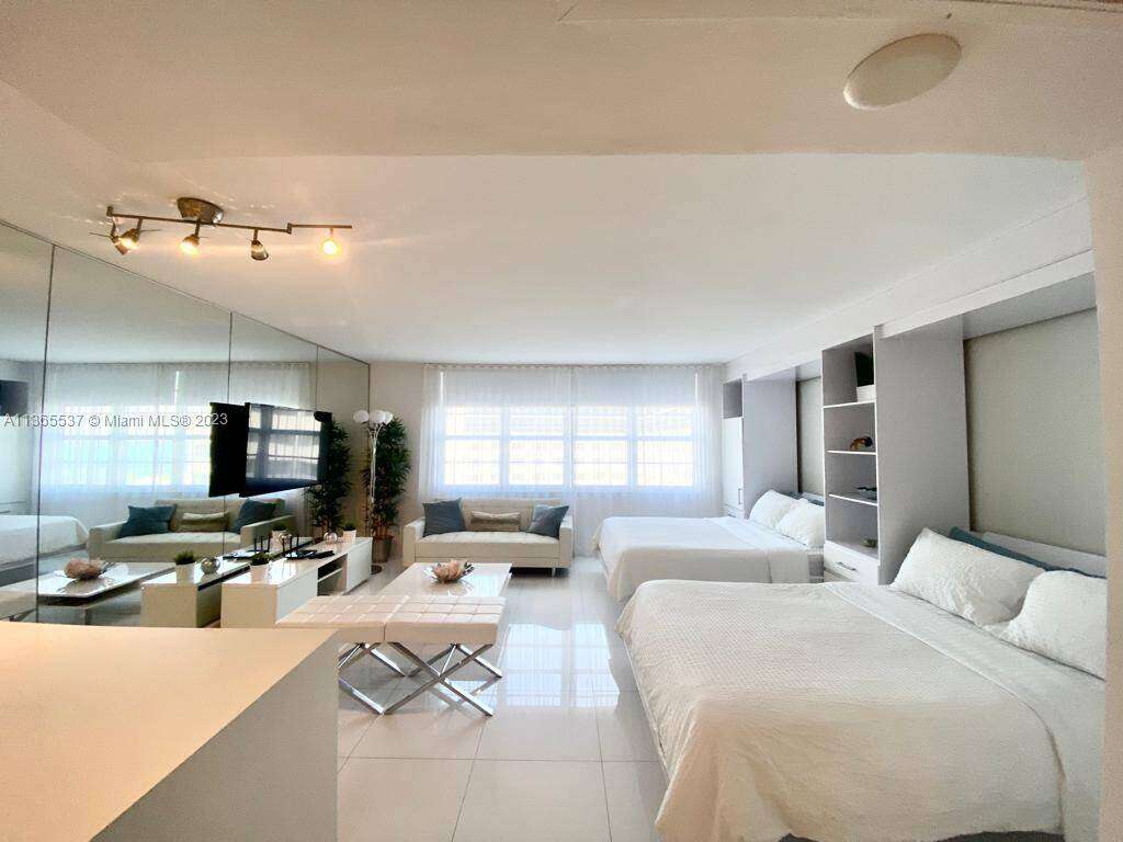 Decoplage South Beach For Rent | Unit #906