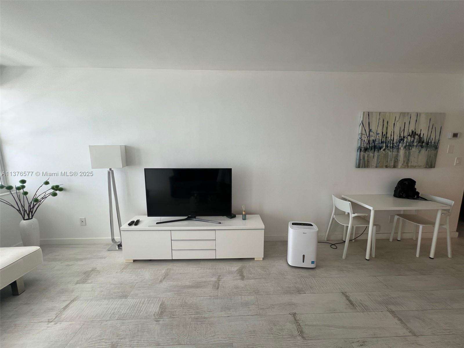 Decoplage Unit #1244 | Picture 16