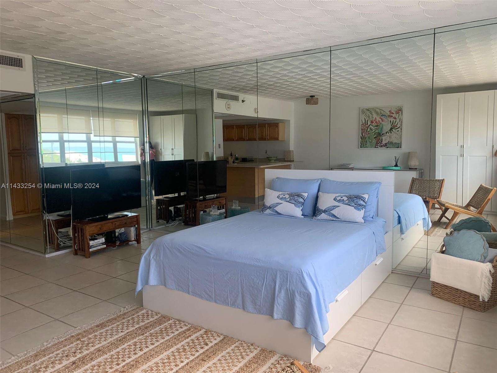 Decoplage Unit #1039 | Picture 11