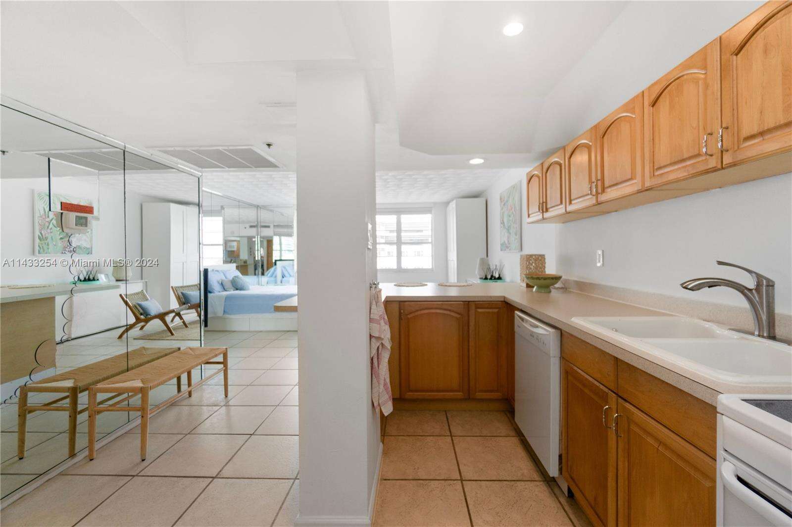 Decoplage Unit #1039 | Picture 13