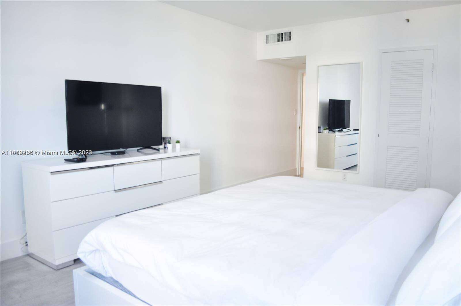 Decoplage Unit #435 | Picture 6