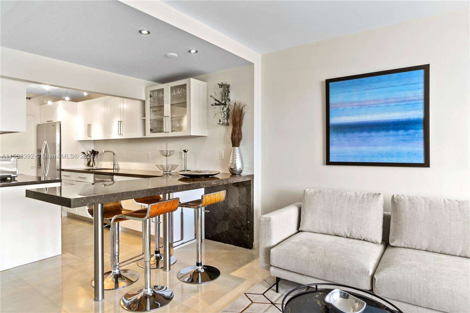 Decoplage Unit #1202 | Picture 3