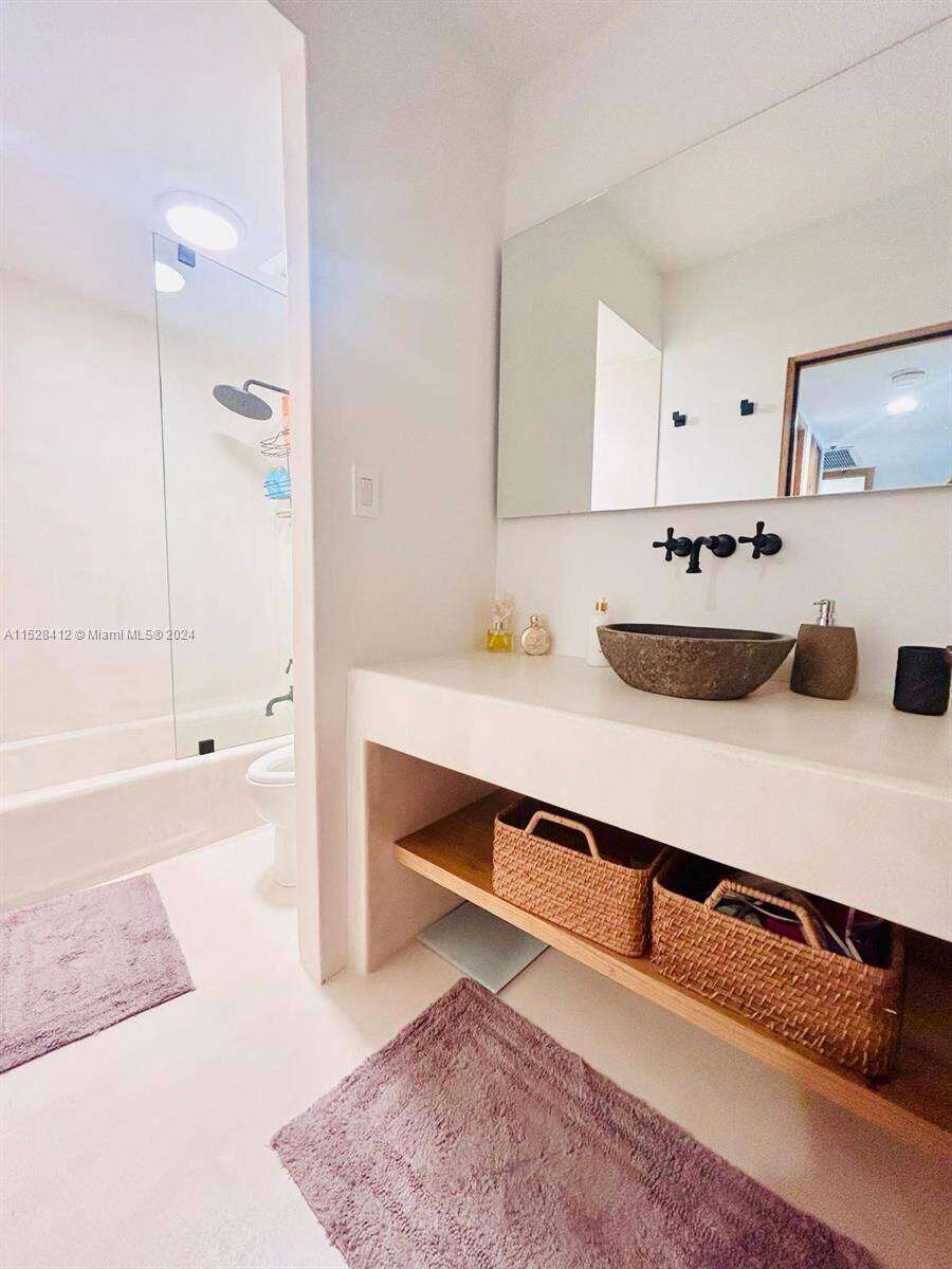 Decoplage Unit #1543 | Picture 11