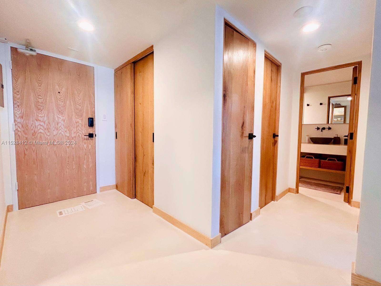 Decoplage Unit #1543 | Picture 13