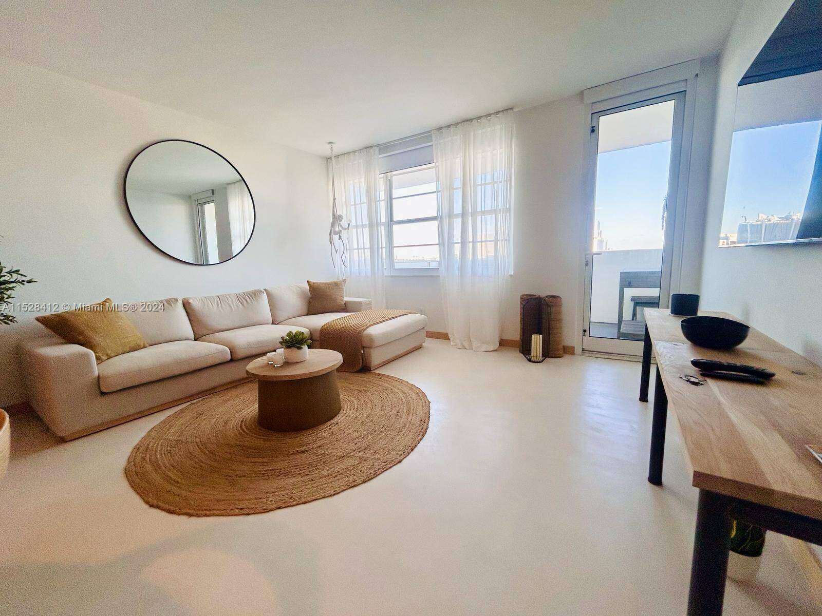 Decoplage Unit #1543 | Picture 3