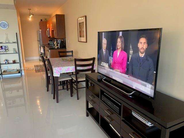 Decoplage Unit #819 | Picture 6