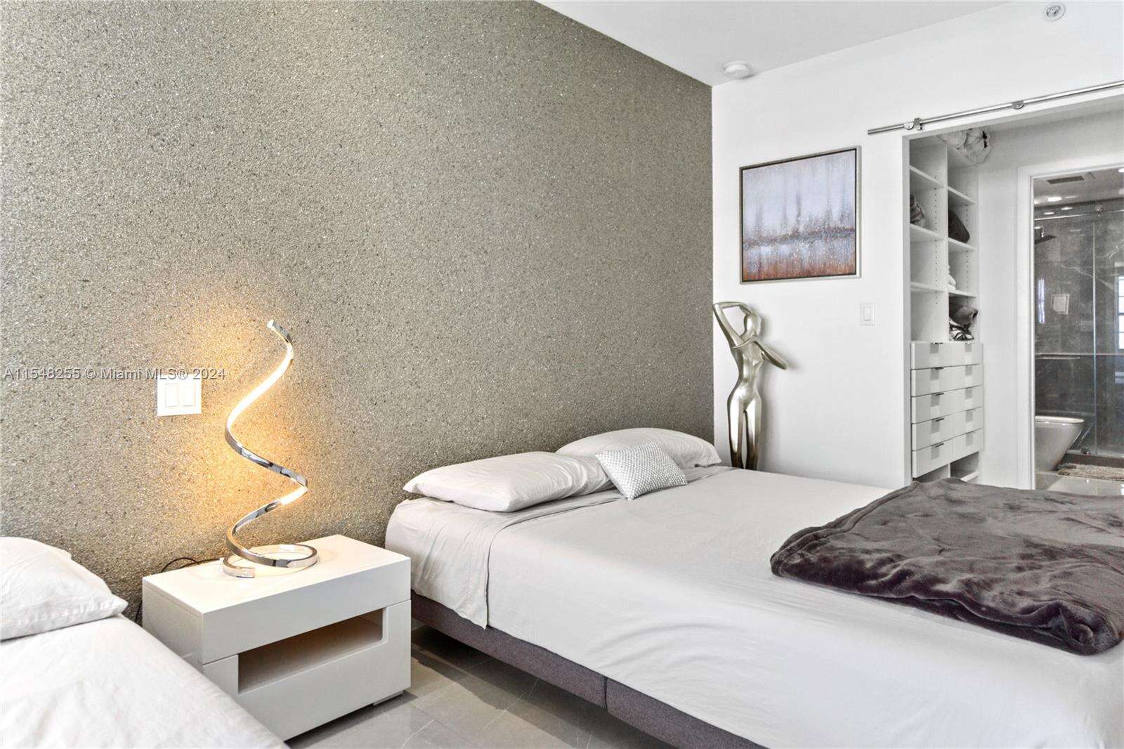 Decoplage Unit #1602 | Picture 16