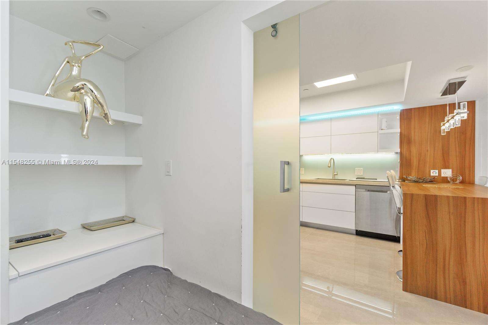 Decoplage Unit #1602 | Picture 10