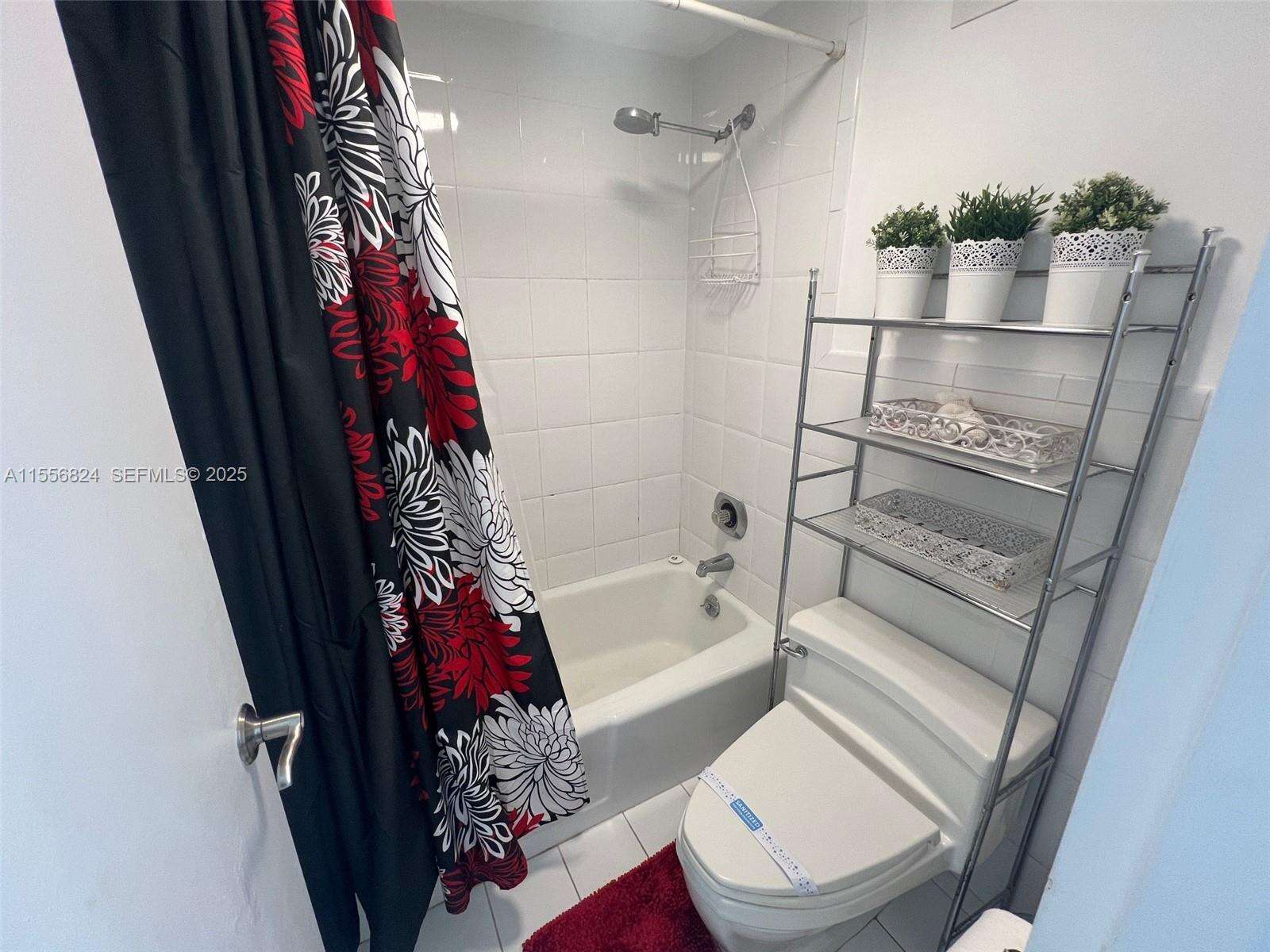 Decoplage Unit #1126 | Picture 13