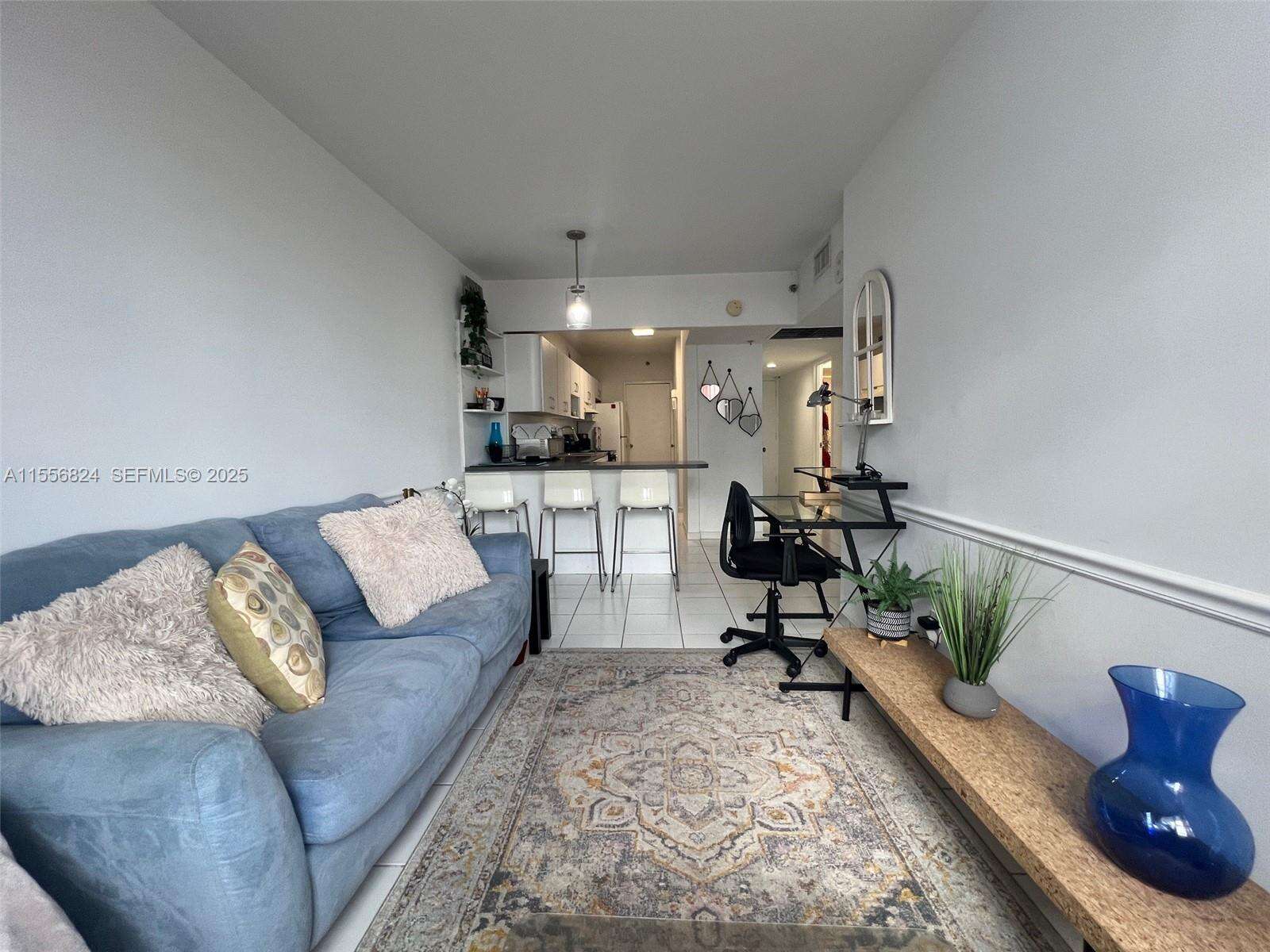 Decoplage Unit #1126 | Picture 10