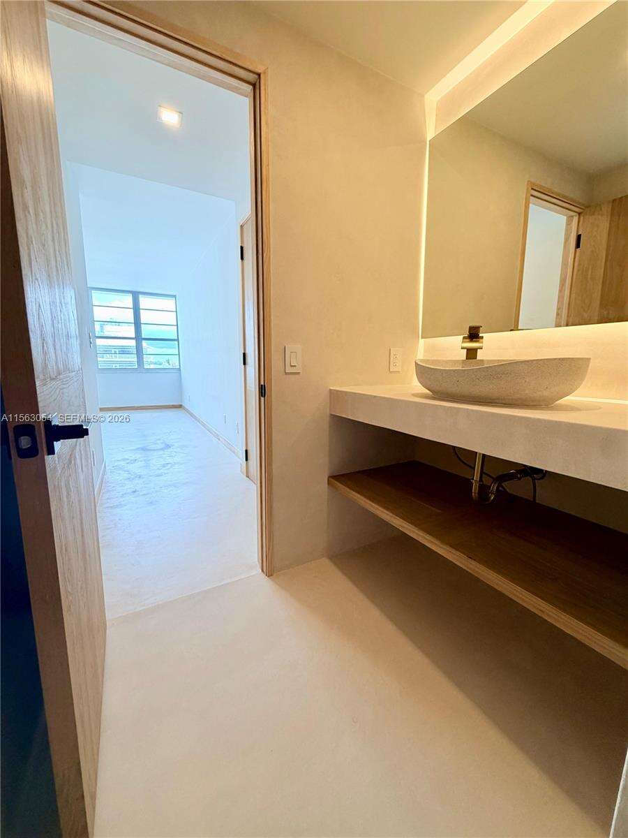 Decoplage Unit #1241 | Picture 14