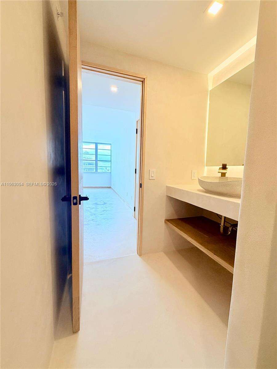 Decoplage Unit #1241 | Picture 16