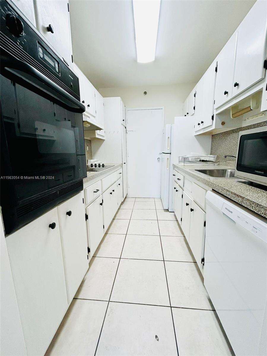 Decoplage Unit #1241 | Picture 3