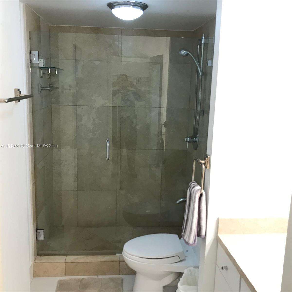 Decoplage Unit #808 | Picture 17