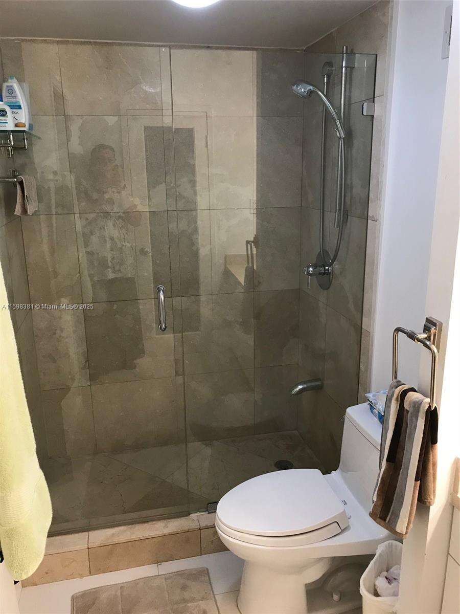 Decoplage Unit #808 | Picture 19