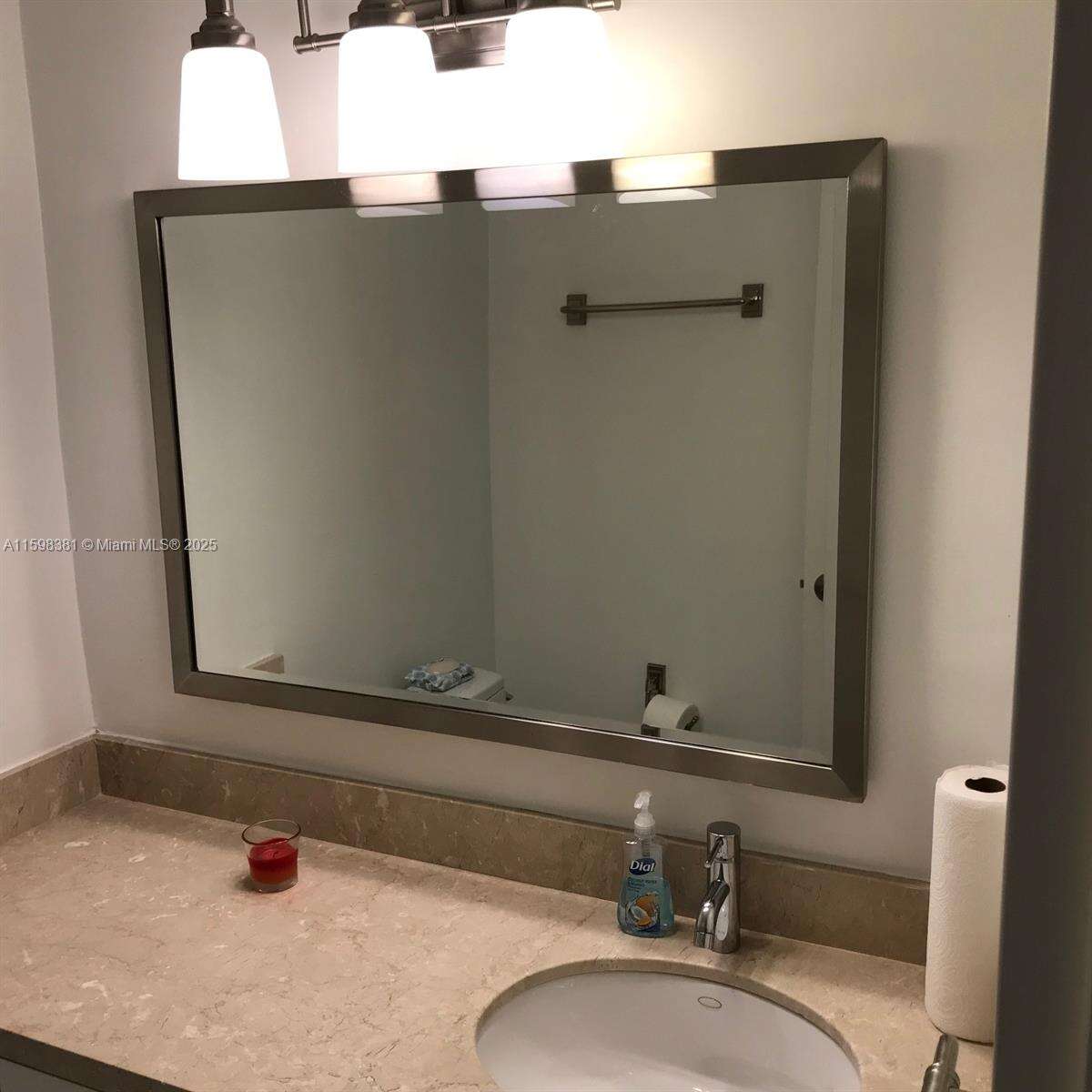 Decoplage Unit #808 | Picture 22