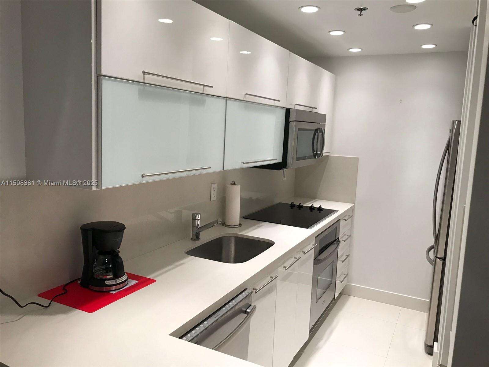 Decoplage Unit #808 | Picture 7