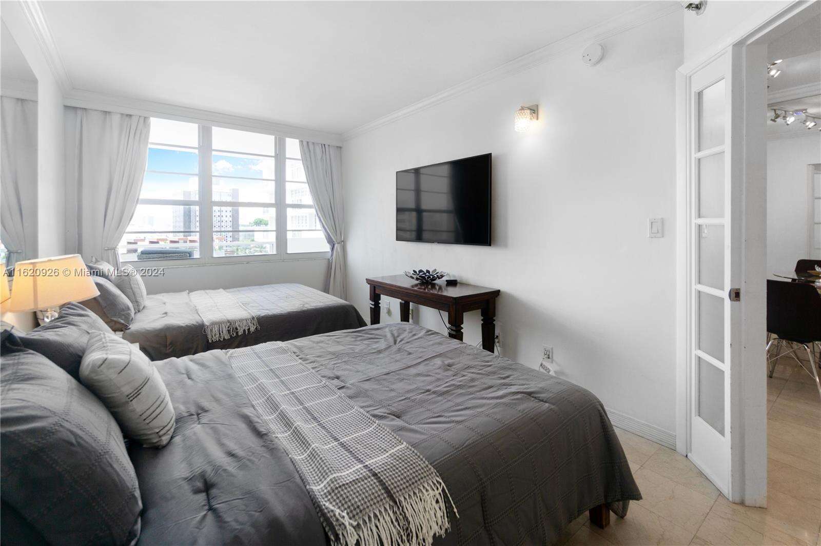 Decoplage Unit #820 | Picture 7