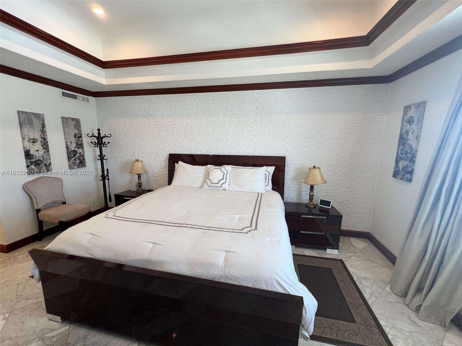 Decoplage Unit #1633 | Picture 18