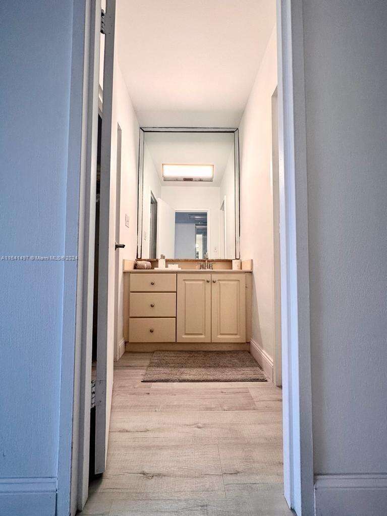 Decoplage Unit #1032 | Picture 4