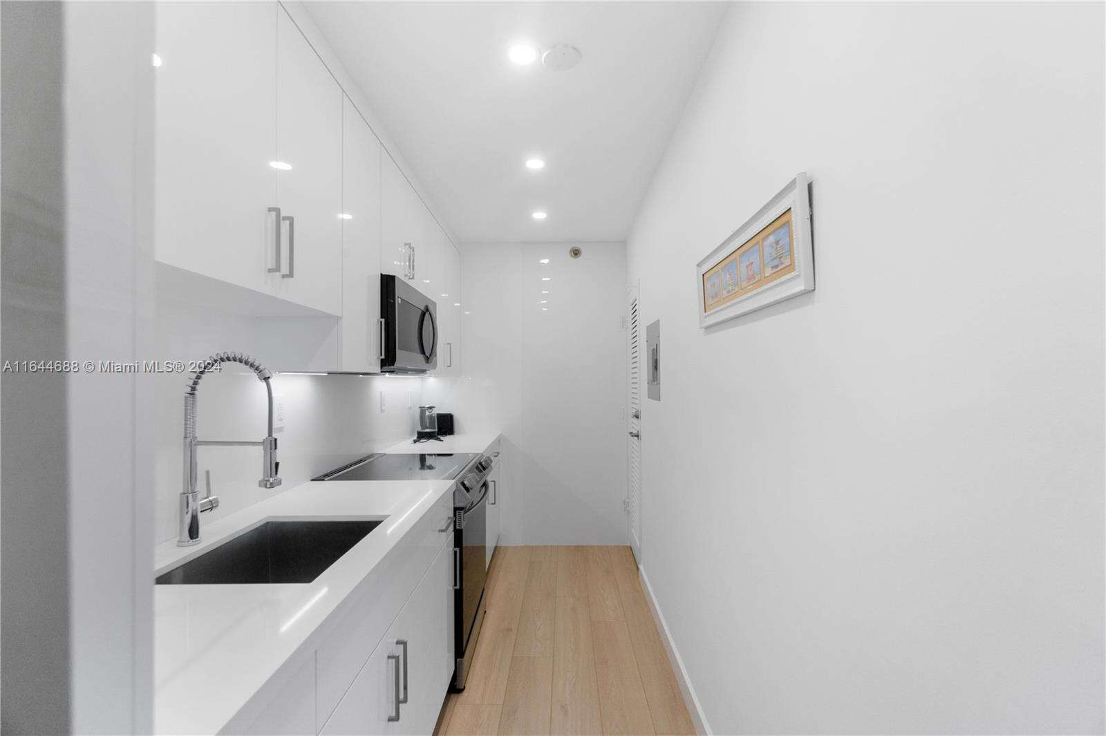 Decoplage Unit #1104 | Picture 21