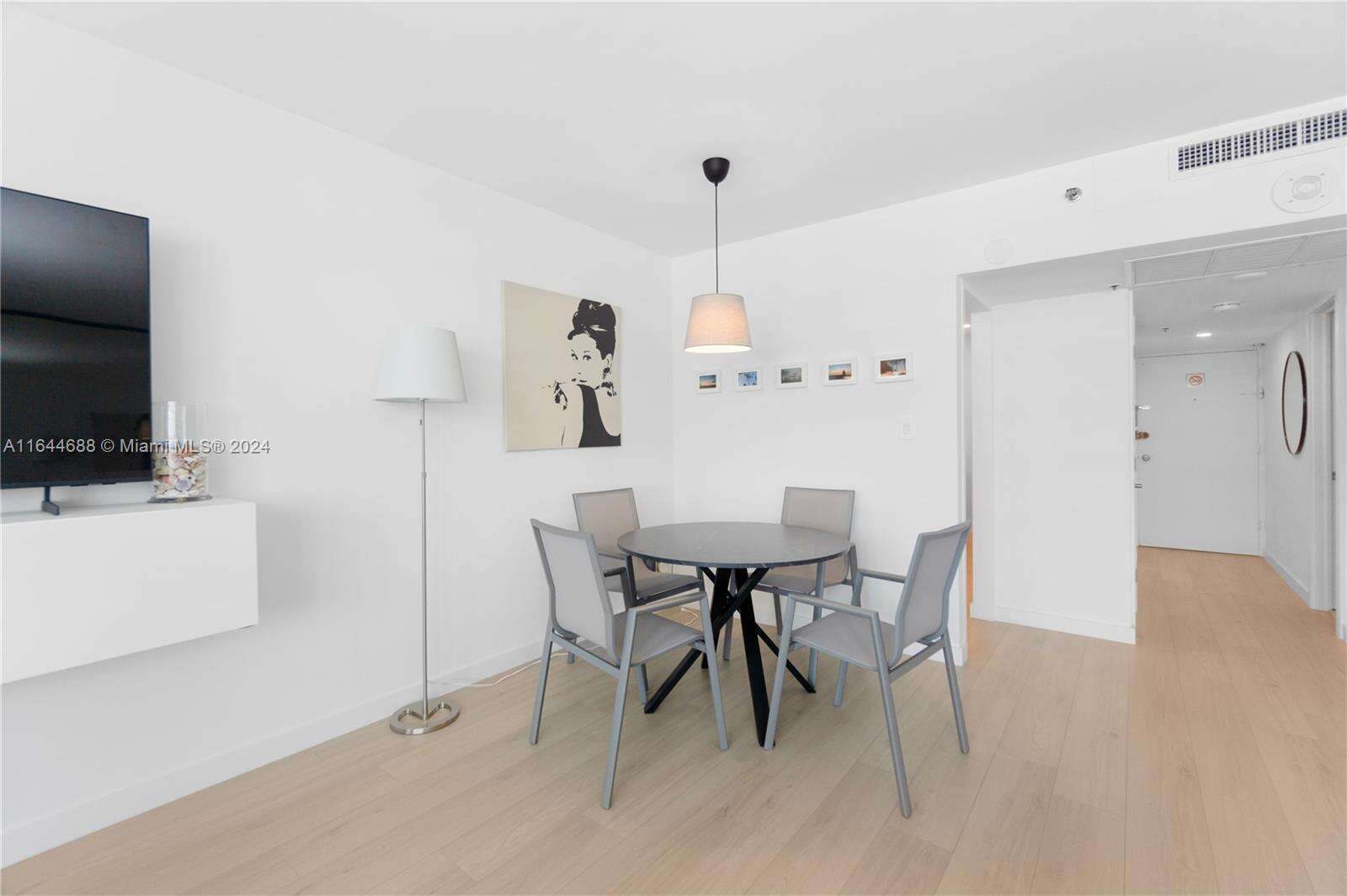 Decoplage Unit #1104 | Picture 5