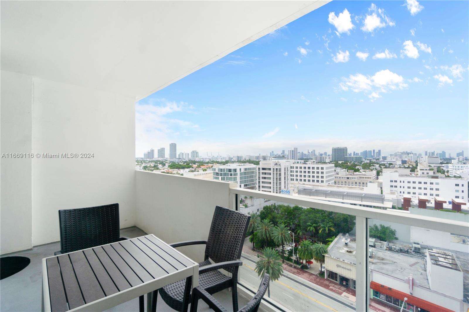 Decoplage Unit #1418 | Picture 11