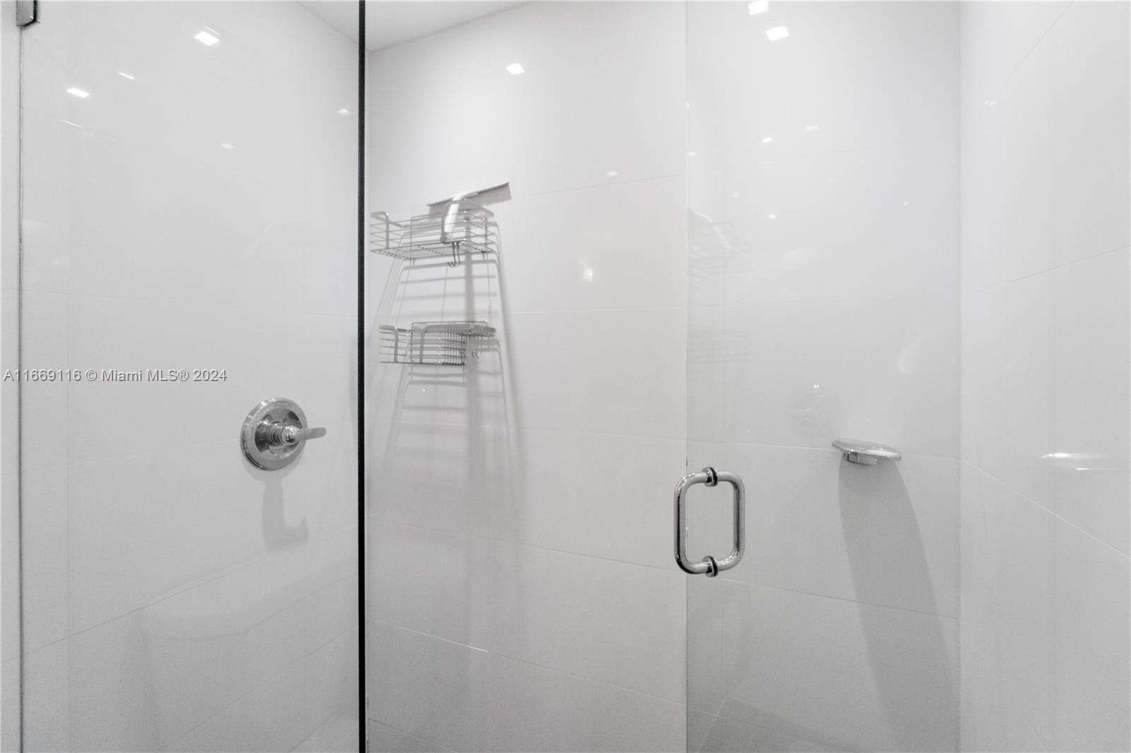 Decoplage Unit #1418 | Picture 9